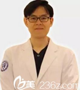 韓國(guó)本沐整形李俊雨院長(zhǎng)
