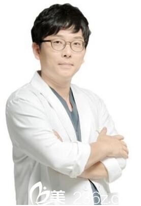 李冉 洛陽愛尚整形醫(yī)院院長 李冉 洛陽愛尚整形醫(yī)院院長