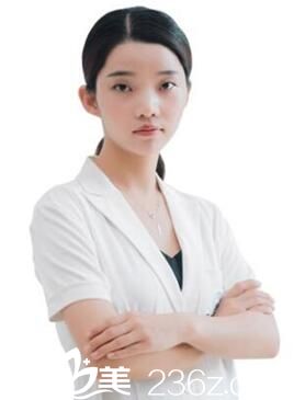 李進(jìn)雯 洛陽愛尚整形醫(yī)院醫(yī)生