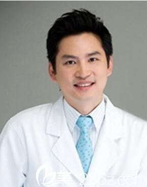 韓國(guó)Flora整形外科申?yáng)|敏