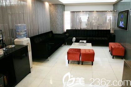 韓國Vine整容外科等候區(qū)