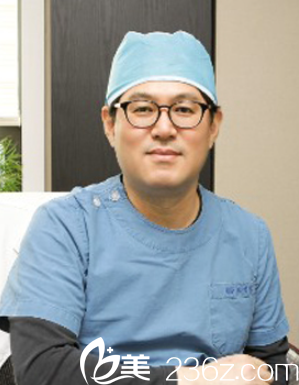 韓國(guó)Glowell整形醫(yī)院院長(zhǎng)趙正民 韓國(guó)Glowell整形醫(yī)院院長(zhǎng)趙正民