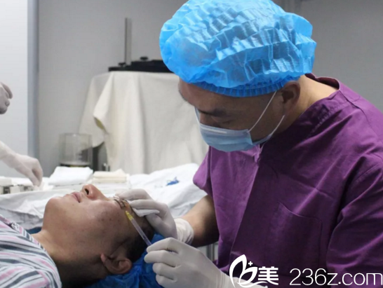 埋線法雙眼皮手術中