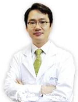 韓國Paradia整形醫(yī)院尹盛浩