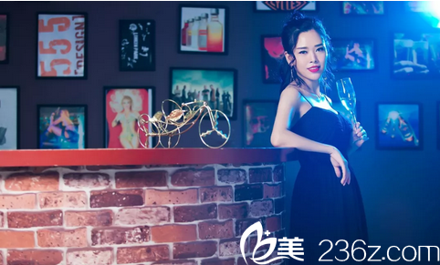 找深圳雅涵高山做完隆胸術(shù)后寫真 找深圳雅涵高山做完隆胸術(shù)后寫真