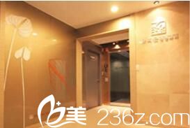 韓國(guó)尹熙根整形外科 韓國(guó)尹熙根整形外科