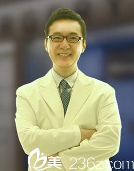 韓國UMNAGUMO整形外科嚴(yán)順燦