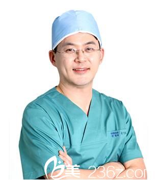 韓國(guó)UNIMEDI整形外科尹仁模