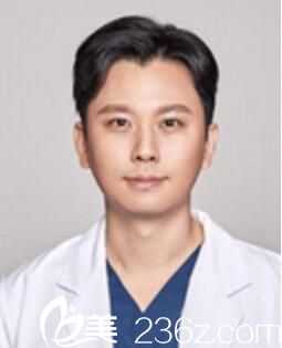 李永澤韓國Mind 整形外科代表院長 李永澤韓國Mind 整形外科代表院長