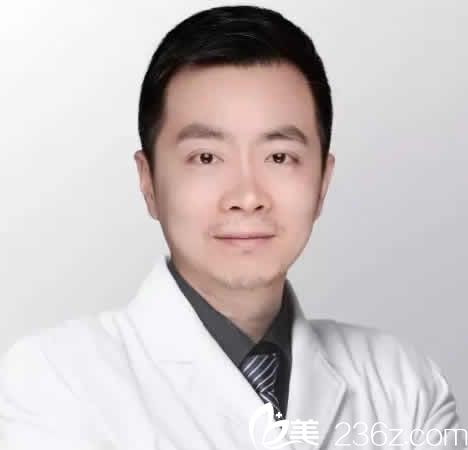 太原華美整形特邀醫(yī)生李晨陽