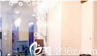 韓國AURORA 整形外科醫(yī)院咨詢室