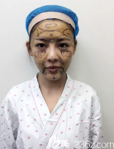 看我滿臉畫的線條 看我滿臉畫的線條