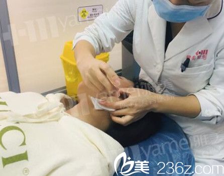 注射瘦臉過程中
