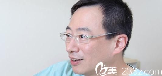  技術(shù)的醫(yī)師