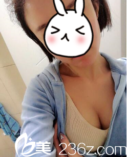 感覺現(xiàn)在罩杯好大！