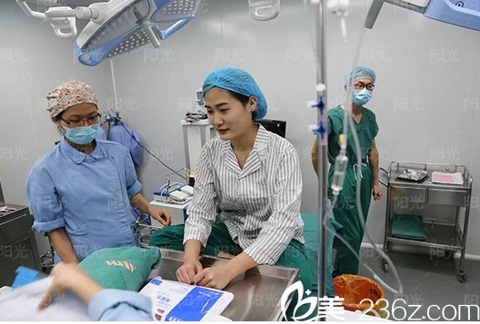 等待手術(shù)麻醉照 等待手術(shù)麻醉照