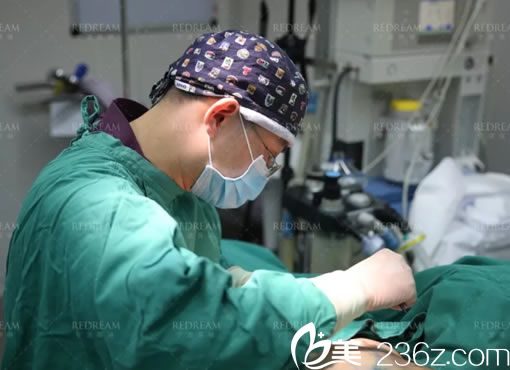 寧波薇琳劉波假體和脂肪復(fù)合隆胸過程 寧波薇琳劉波假體和脂肪復(fù)合隆胸過程