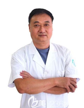 南陽(yáng)艾美整形激光醫(yī)師向紅輝