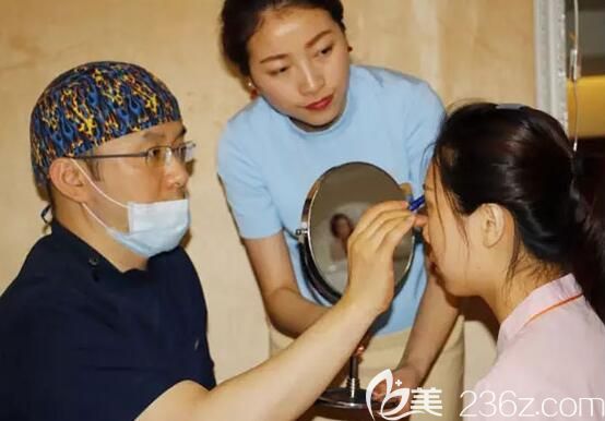 南京藝星整形醫(yī)院面診設(shè)計(jì)方案