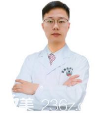 深圳諾德口腔醫(yī)院種植牙醫(yī)生朱俊