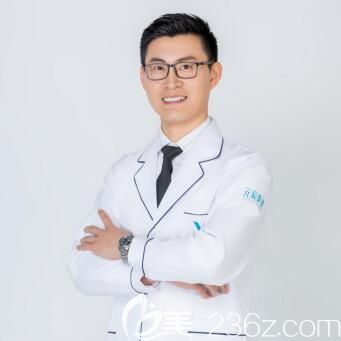 沈陽元辰醫(yī)療美容技術院長譚臻田