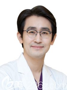 樸一 韓國汝好整形外科醫(yī)院院長 樸一 韓國汝好整形外科醫(yī)院院長