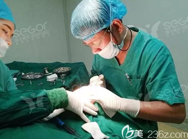 常州曙光醫(yī)生做韓式內(nèi)吸去眼袋 常州曙光醫(yī)生做韓式內(nèi)吸去眼袋