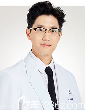 韓國(guó)The Plan整形外科醫(yī)院:樸俊亨院長(zhǎng) 韓國(guó)The Plan整形外科醫(yī)院:樸俊亨院長(zhǎng)