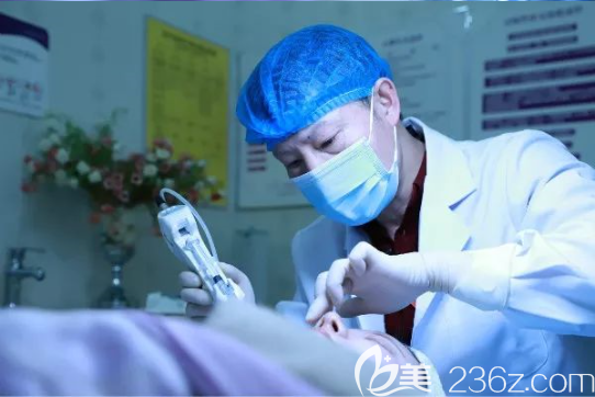 麥博士實(shí)操色素疾病的治療