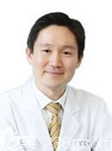 金哲英 韓國BEST整形外科醫(yī)院院長