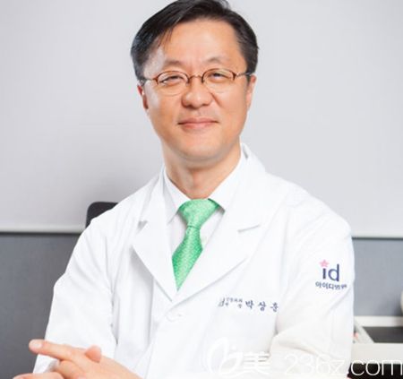 樸相薰 韓國id整形醫(yī)院代表院長 樸相薰 韓國id整形醫(yī)院代表院長