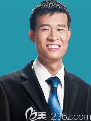 廈門登特口腔詹明毅