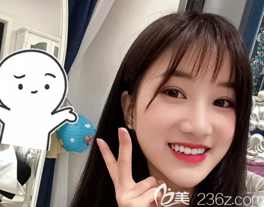 去佛山曙光金子做完線雕術(shù)后三天 去佛山曙光金子做完線雕術(shù)后三天