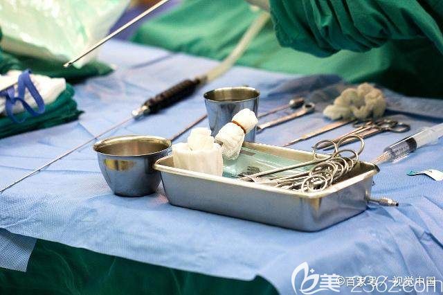 吸脂的價格也和吸脂的醫(yī)生有關