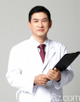 韓國(guó)EG童顏連鎖整形醫(yī)院洪永園醫(yī)生