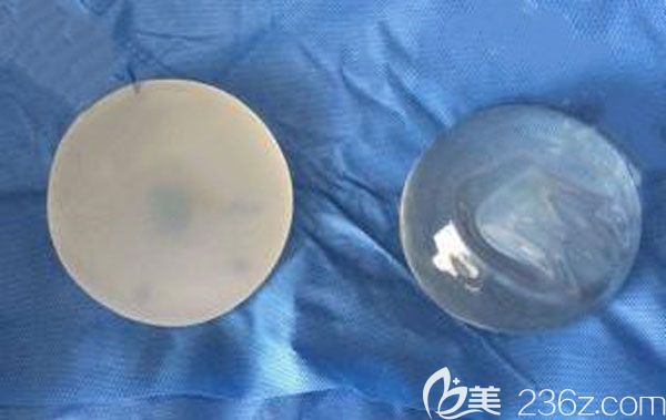 曼托假體隆胸毛面和光面哪個好