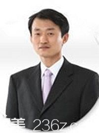 劉正源 韓國秀整形外科院長