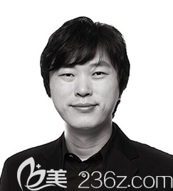 韓國FARBE法爾貝整形醫(yī)院樸晉用院長 韓國FARBE法爾貝整形醫(yī)院樸晉用院長