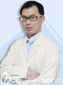 成都艾米麗醫(yī)院程洪濤抽脂多少錢？五一鉅惠全身吸脂加納米填充面部22800元起