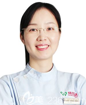 深圳拜爾口腔醫(yī)院張?jiān)贩坚t(yī)生