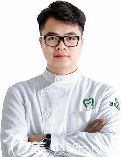 中山好民生口腔種植/正畸醫(yī)生何為 中山好民生口腔種植/正畸醫(yī)生何為