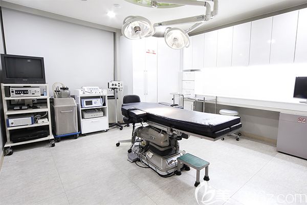 韓國(guó)江南瓊june整形外科手術(shù)室 韓國(guó)江南瓊june整形外科手術(shù)室