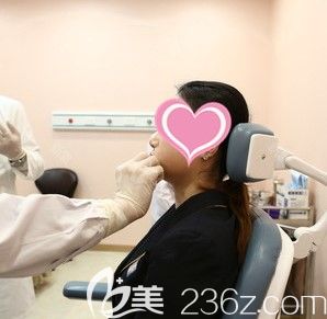 長春中妍整形玻尿酸填充法令紋和下巴術(shù)中照 長春中妍整形玻尿酸填充法令紋和下巴術(shù)中照