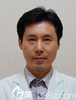 韓國SR整形醫(yī)院金基善院長 韓國SR整形醫(yī)院金基善院長