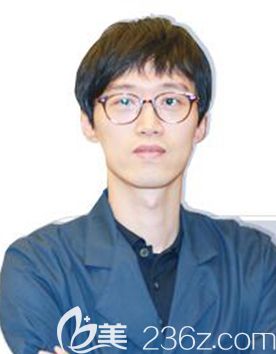 金在元 韓國(guó)SMART整形醫(yī)院院長(zhǎng) 金在元 韓國(guó)SMART整形醫(yī)院院長(zhǎng)