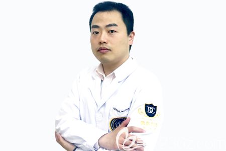 武漢德韓口腔何幫偉主任 武漢德韓口腔何幫偉主任