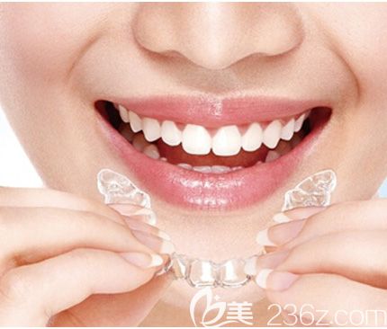 洛陽九龍口腔劉春麗介紹時代天使隱形雙模和單模的區(qū)別 洛陽九龍口腔劉春麗介紹時代天使隱形雙模和單模的區(qū)別