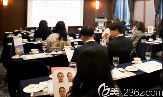 雅秘珠abijou整形醫(yī)院經(jīng)常組織員工學(xué)習(xí)提升前沿技術(shù)與診療方法 雅秘珠abijou整形醫(yī)院經(jīng)常組織員工學(xué)習(xí)提升前沿技術(shù)與診療方法