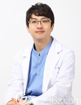 韓國dvora整形醫(yī)院李鎮(zhèn)河院長 韓國dvora整形醫(yī)院李鎮(zhèn)河院長