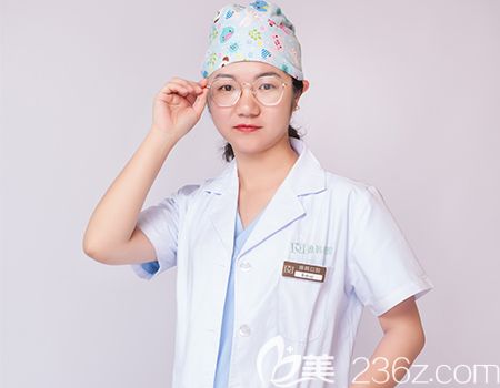 昆明德韓口腔醫(yī)院李琳娜醫(yī)生 昆明德韓口腔醫(yī)院李琳娜醫(yī)生